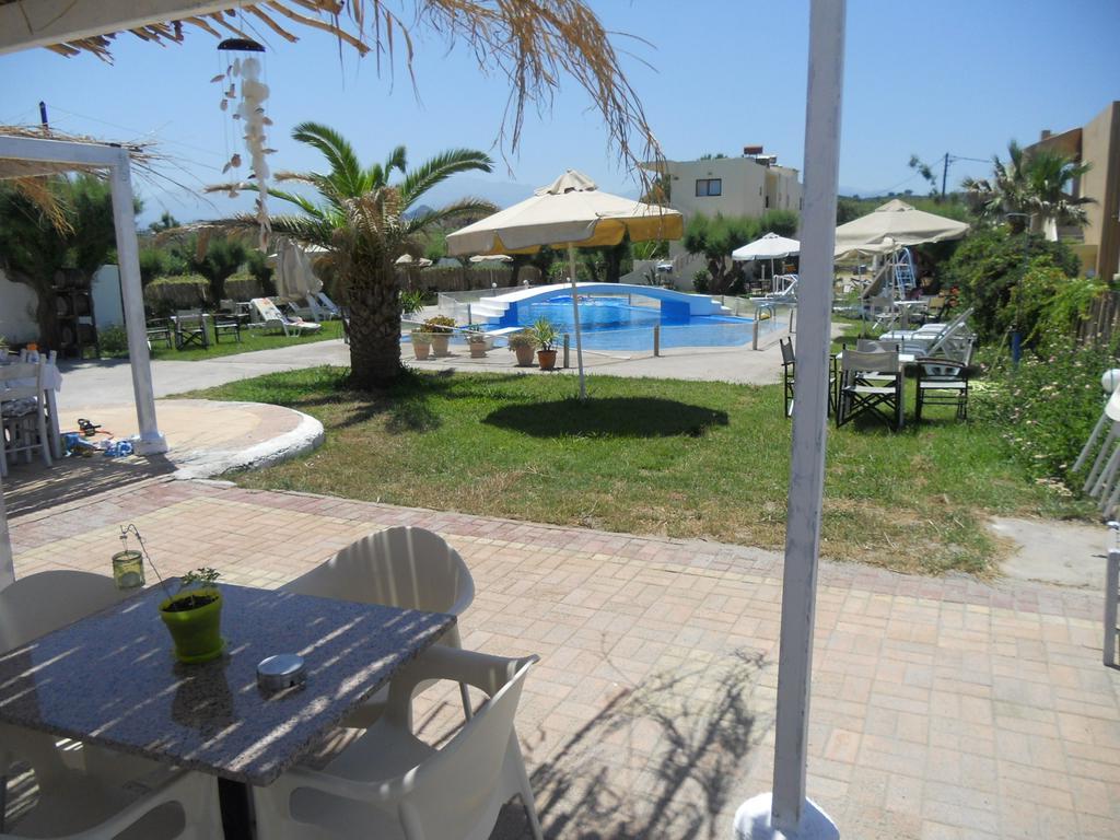 Hippokratis Apartments Gerani  Екстер'єр фото