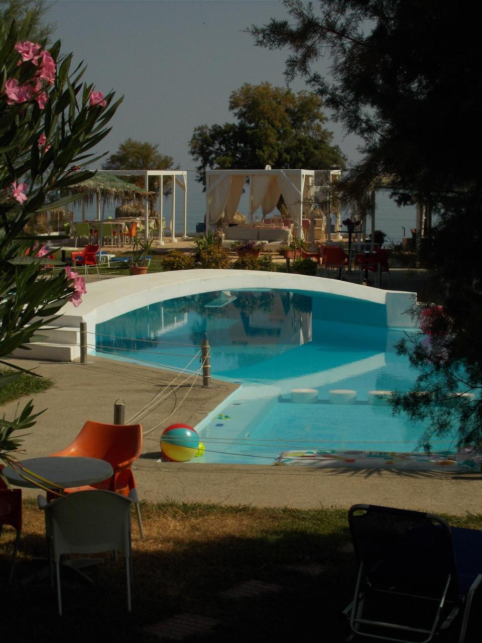 Hippokratis Apartments Gerani  Екстер'єр фото