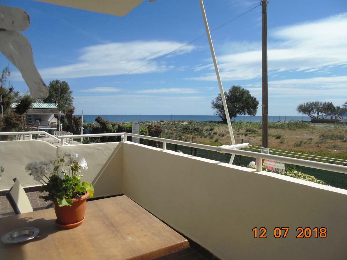 Hippokratis Apartments Gerani  Екстер'єр фото